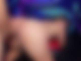Live cam show with GracellDavidson - Skinny on Camsoda