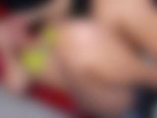 Live cam show with GracellDavidson - Facial on Camsoda