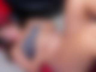 Live cam show with GracellDavidson - Facial on Camsoda