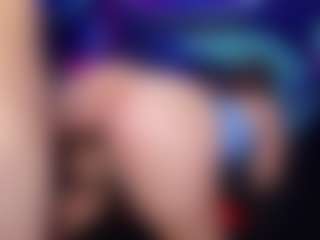 Live cam show with GracellDavidson - Brown Hair on Camsoda