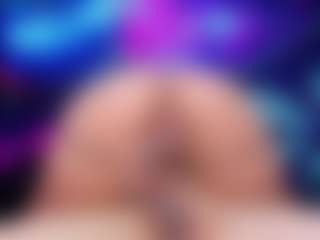 Live cam show with GracellDavidson - Strip on xheatlive.com
