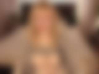 Live cam show with Helen-Carson - Average on fuck-show.com