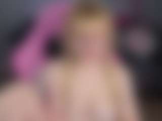 Helen-Carson's Live Sex Cam Show