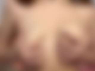 Live cam show with HettieKeisker - Dildo on AdultVida.com
