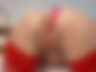 Live cam show with HettieKeisker - Body Massage on Camsoda