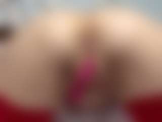 Live cam show with HettieKeisker - Body Massage on Camsoda Late Night