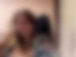 Live cam show with JosefaNieva - College Mature on Soda Cam