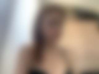 Live cam show with JosefaNieva - Striptease on crypto-cams