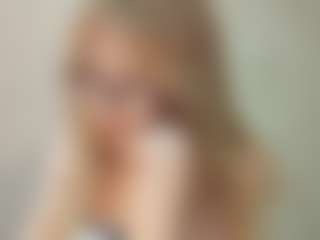 Live cam show with KarrySzweda - Skinny Asian on PervPlay.com