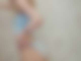 Live cam show with KarrySzweda - Asian College on Camsoda