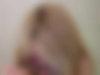 Live cam show with KarrySzweda - Trimmed Asian on Camsoda