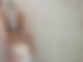 Live cam show with KarrySzweda - Twerk Asian on livesuperchat.net