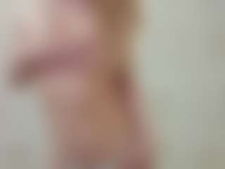 Live cam show with KarrySzweda - Bikini on instabang
