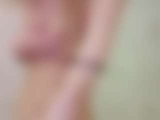 Live cam show with KarrySzweda - Trimmed Asian on instabang
