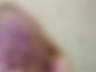 Live cam show with KarrySzweda - Facial Piercings on Dare Cams