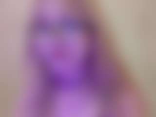 Live cam show with KarrySzweda - Tease Asian on Mixed Magazine Live