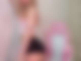 Live cam show with KarrySzweda - Asian Teen (18+) on SinfulBabes