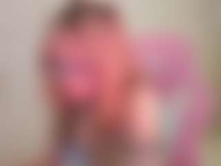 Live cam show with KarrySzweda - Asian Public on StripNow