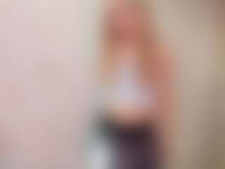 Live cam show with KarrySzweda - Strip Asian on madthumbs