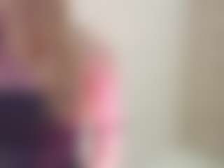 Live cam show with KarrySzweda - Gamer Asian on makecum.org