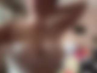 Live cam show with KierstenWesterman - Upskirt on Chatstar