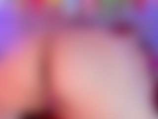 Live cam show with LushieLove - Camel Toe on sexylive.show