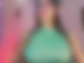 Oriana's Live Sex Cam Show