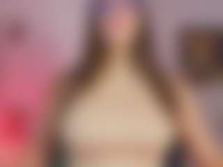 Oriana's Live Sex Cam Show