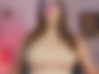 Oriana's Live Sex Cam Show