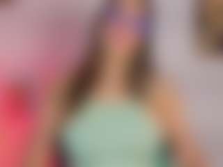 Live cam show with Oriana - Handjob on TastyBlacksLive