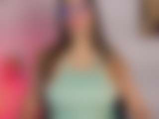 Live cam show with Oriana - Strip Blonde Hair on luckytryst.com