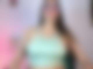 Live cam show with Oriana - Hairy on Camming Site