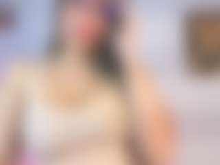 Live cam show with Oriana - Oil on fuklive.com