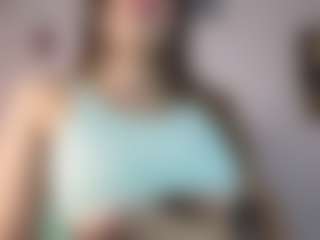 Live cam show with Oriana - Full Nudity on Dare Cams