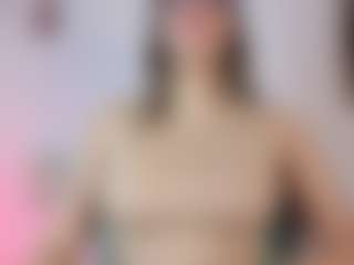 Live cam show with Oriana - Grandes Tetas on CamClone