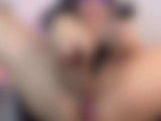 Oriana's Live Sex Cam Show