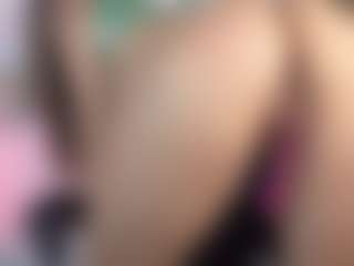 Oriana's Live Sex Cam Show