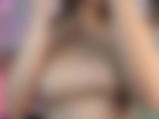 Live cam show with Oriana - Skinny on Camsoda