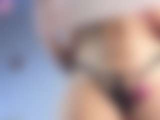 Live cam show with Oriana - Facial Piercings on Fling VIP Chat