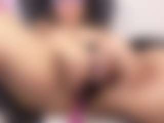 Oriana's Live Sex Cam Show