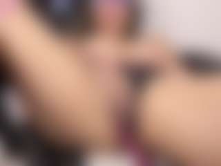 Oriana's Live Sex Cam Show