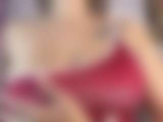 Live cam show with Oriana - Blonde Hair on Camsoda