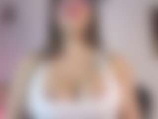Oriana's Live Sex Cam Show
