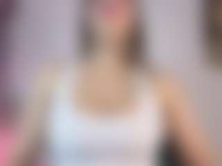 Live cam show with Oriana - Dildo Or Vibrator on madthumbs