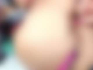 Spettacolo in cam dal vivo con Oriana - Toys su Camsoda