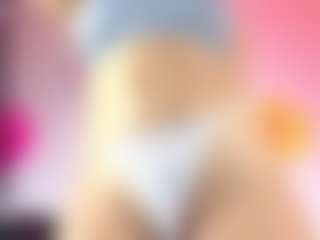Oriana's Live Sex Cam Show