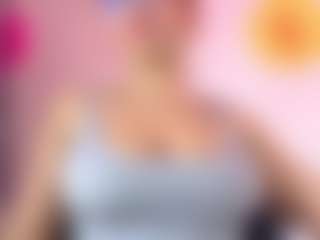 Live cam show with Oriana - Brown Eyes Blonde Hair on Streamer API