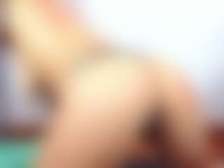 Oriana's Live Sex Cam Show