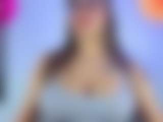 Live cam show with Oriana - Hairy on AdultVida.com