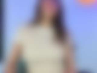 Live cam show with Oriana - Handjob on hrnylive.com